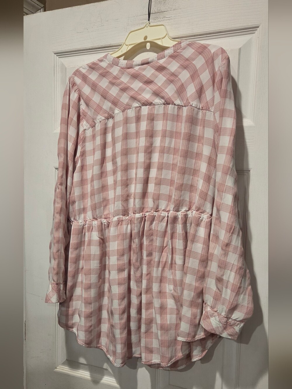 TORRID TOP - Picture 2 of 2